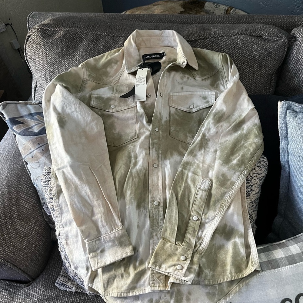 J.Lindeberg Women’s Green and Tan Shirt Jacket​​​
